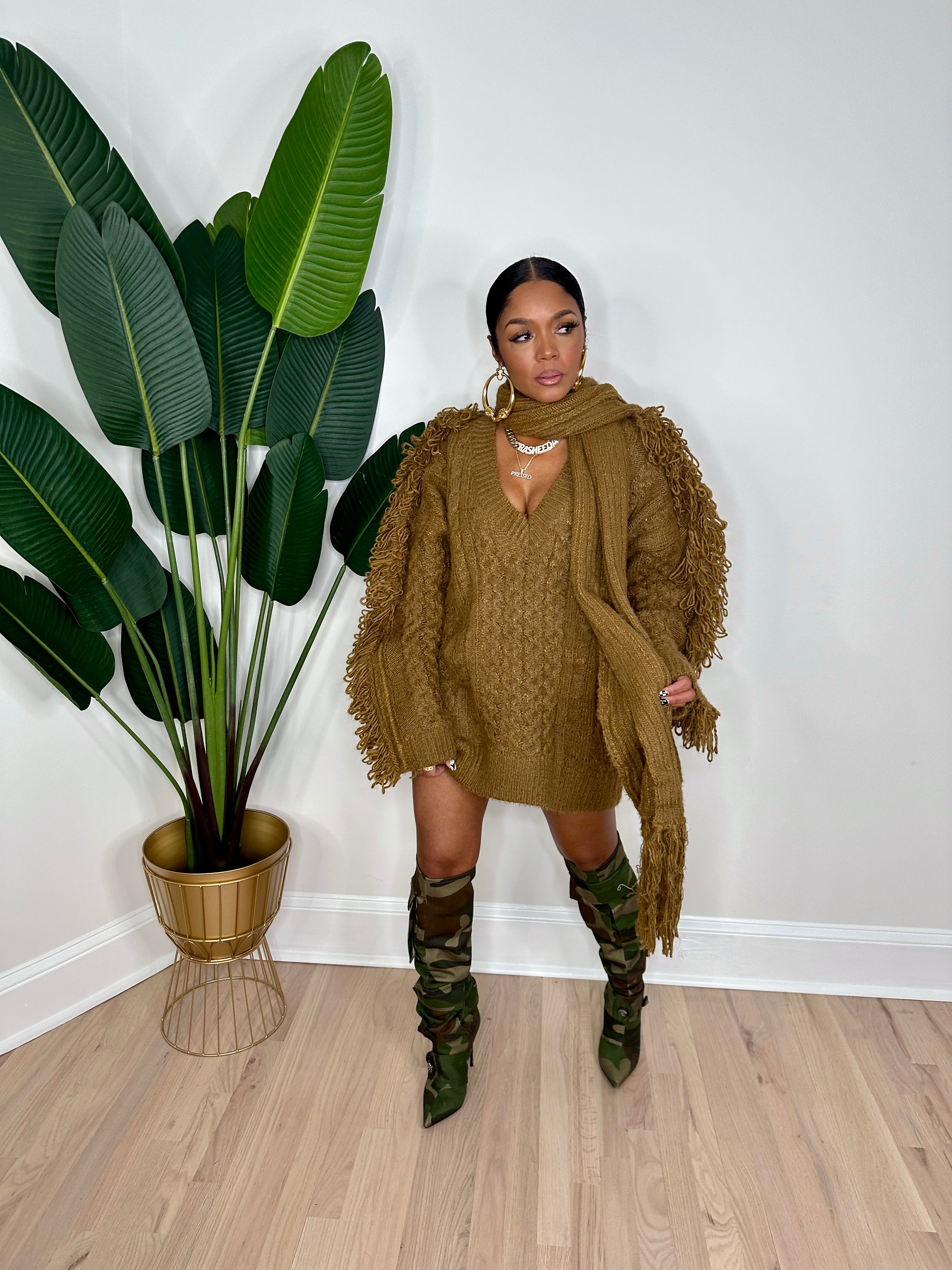 So Knitted sweater Dress & Scarf –